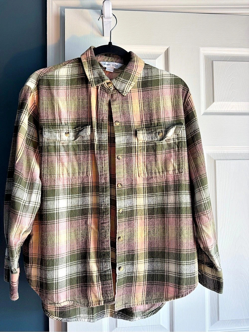 Old Navy The Boyfriend Shirt Plaid Button Down Pink & Green Medium Like New